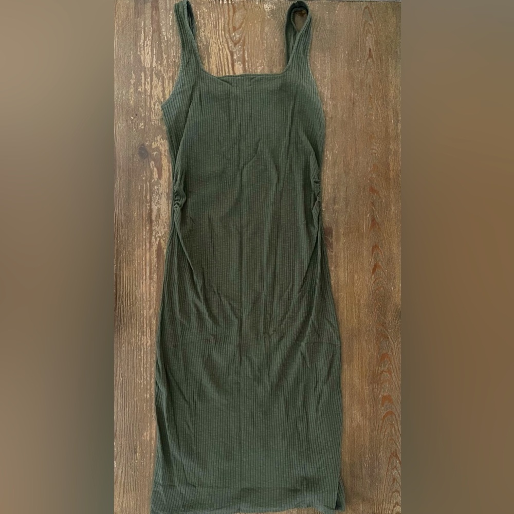 Old Navy maternity dress